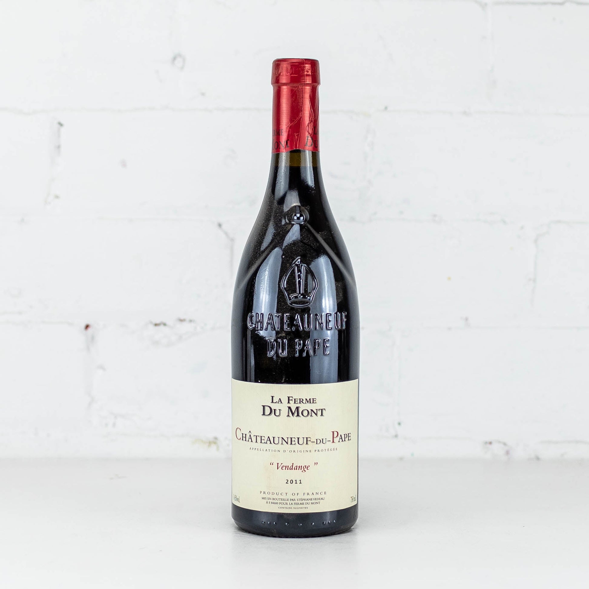 La Ferme Du Mont - Chateauneuf du Pape 2011 750ml