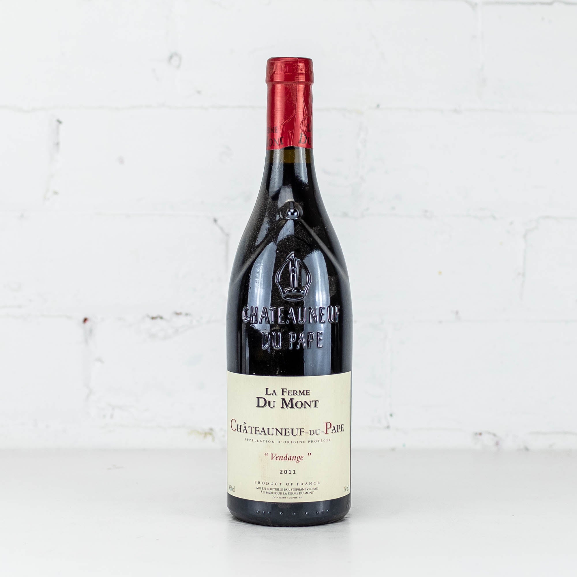 La Ferme Du Mont - Chateauneuf du Pape 2011 750ml