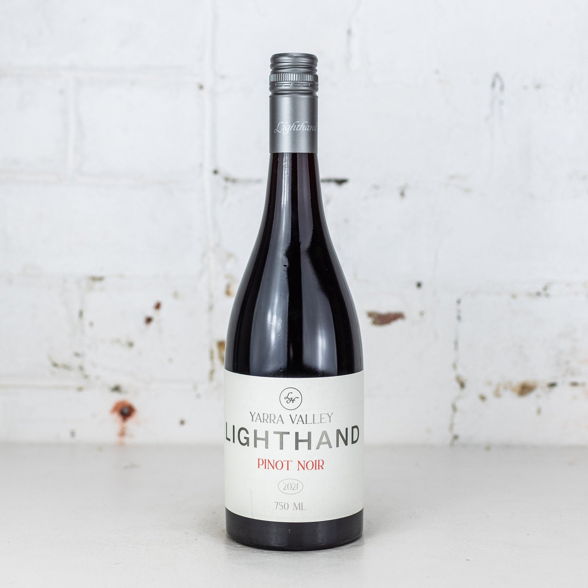 Lighthand - Pinot Noir 750ml