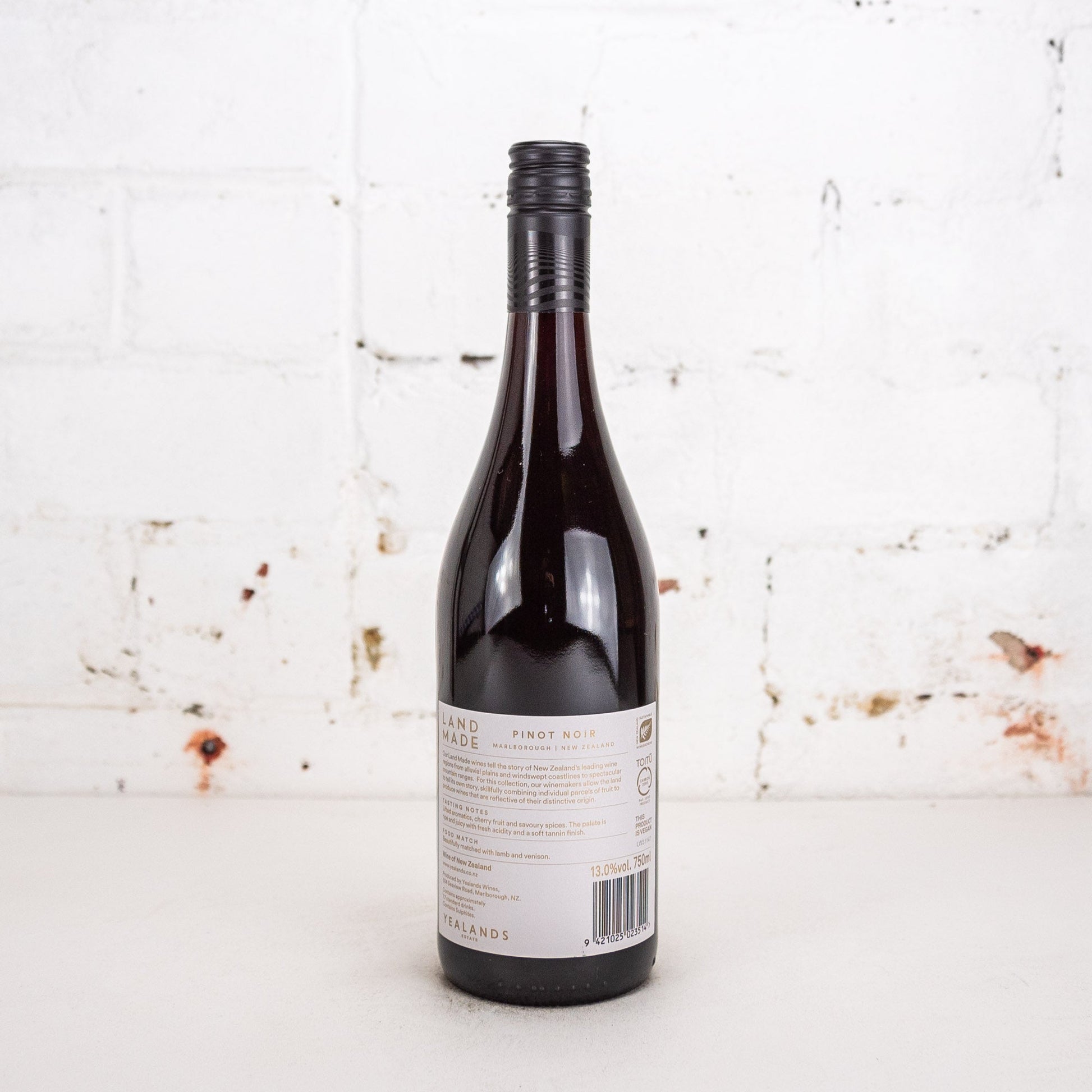 Yealands - Land Made 2020 Pinot Noir 750ml