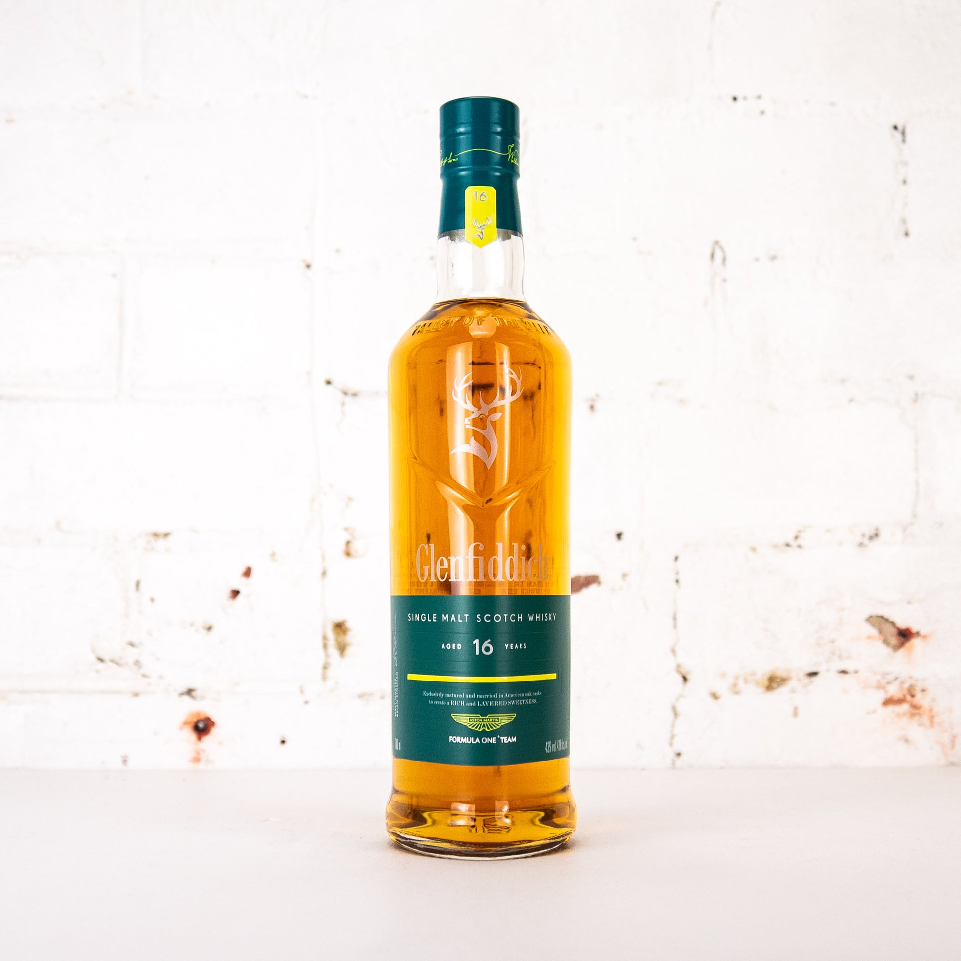 Glenfiddich - Aston Martin 16 Year Old Limited Edition 700ml