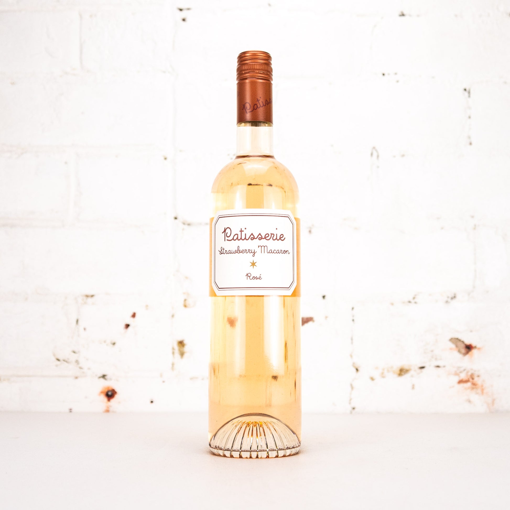 Patisserie - Strawberry Macaron Rose 750ml