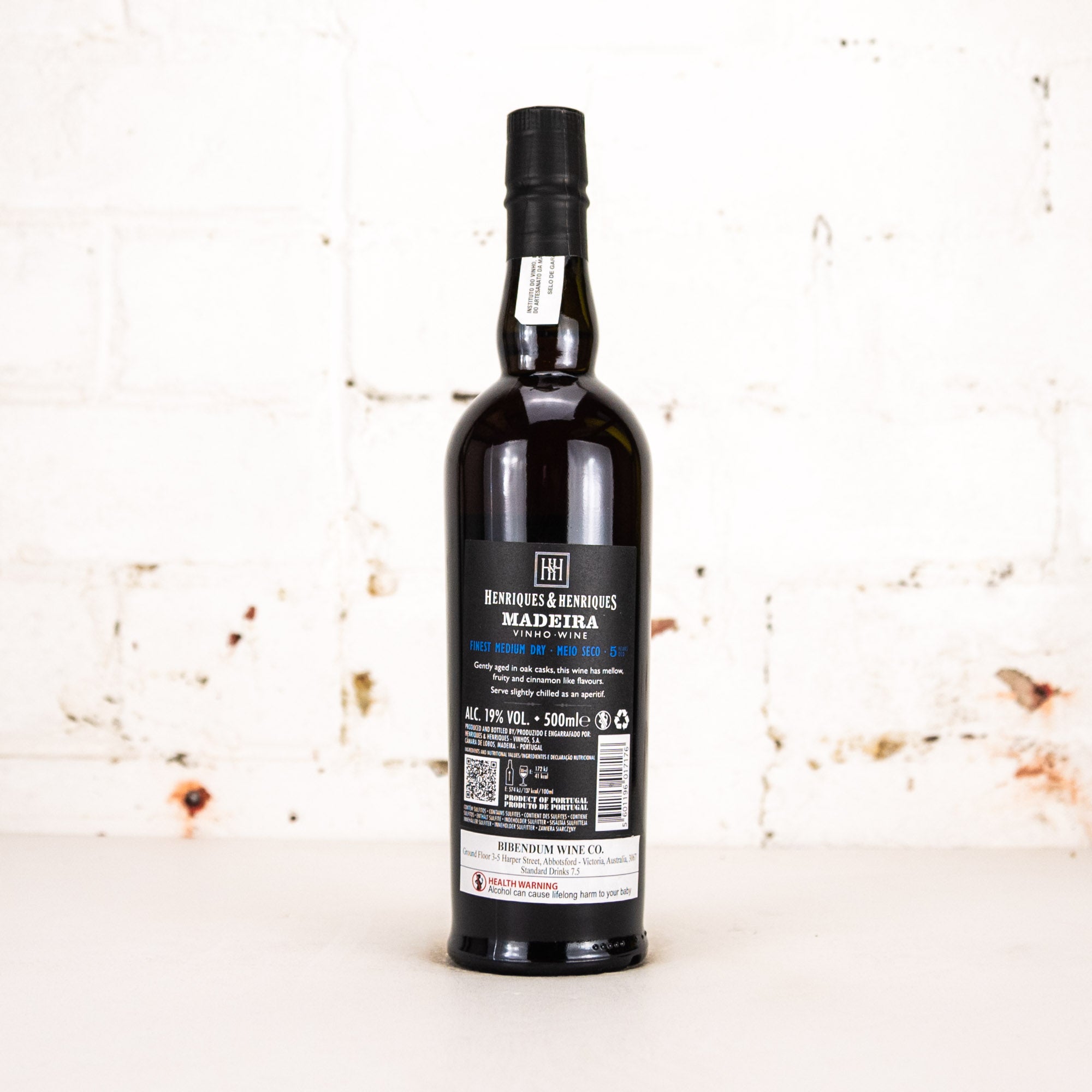 Henriques & Henriques - Finest Medium Dry 5YO Madeira 500ml