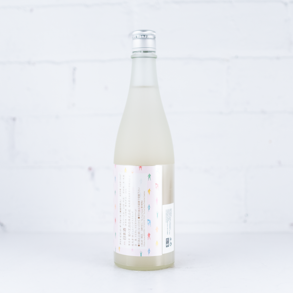 Attack on Titan - Beyond the Wall Sake "Pure Titan" Pink 720ml