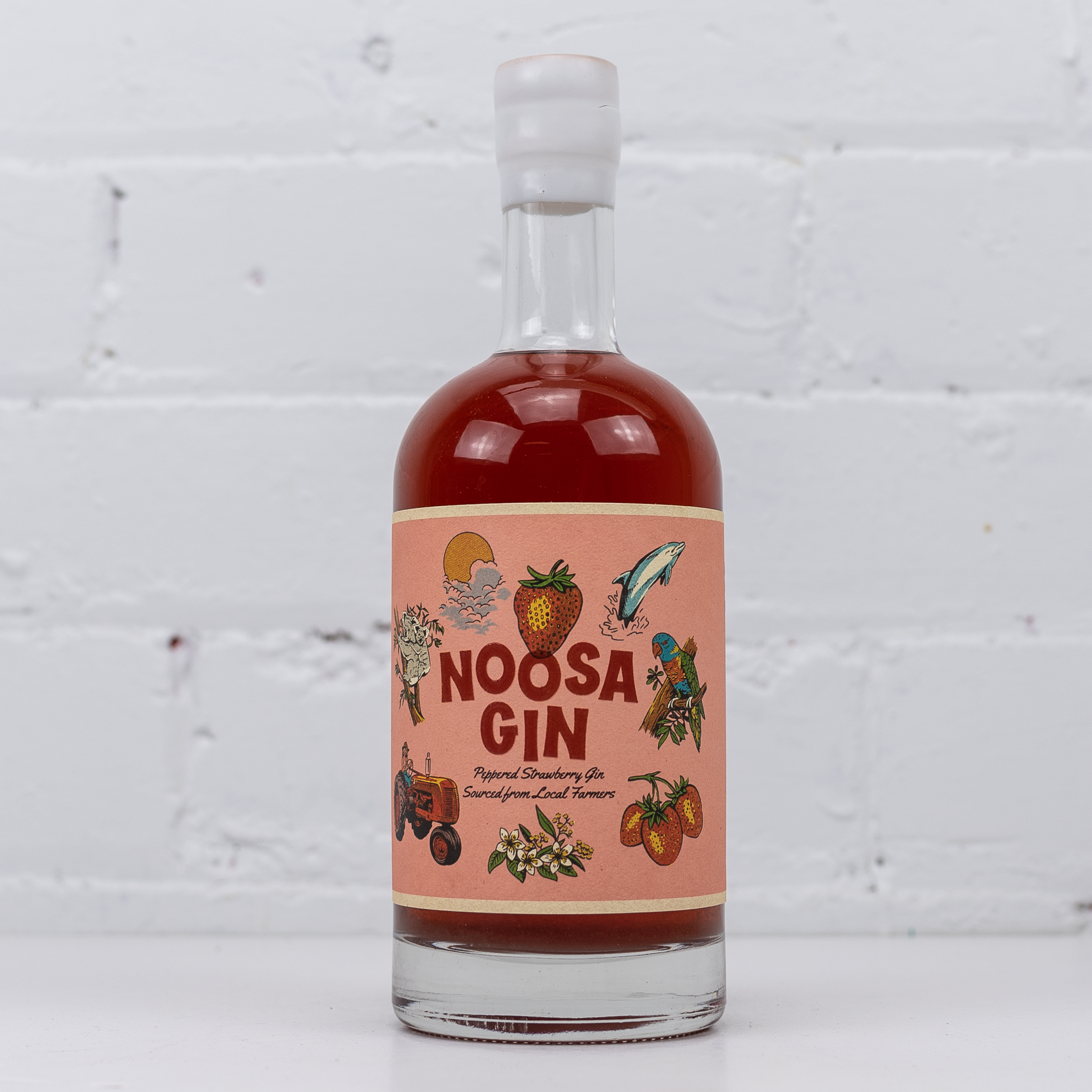 Noosa Gin - Peppered Strawberry Gin 700ml