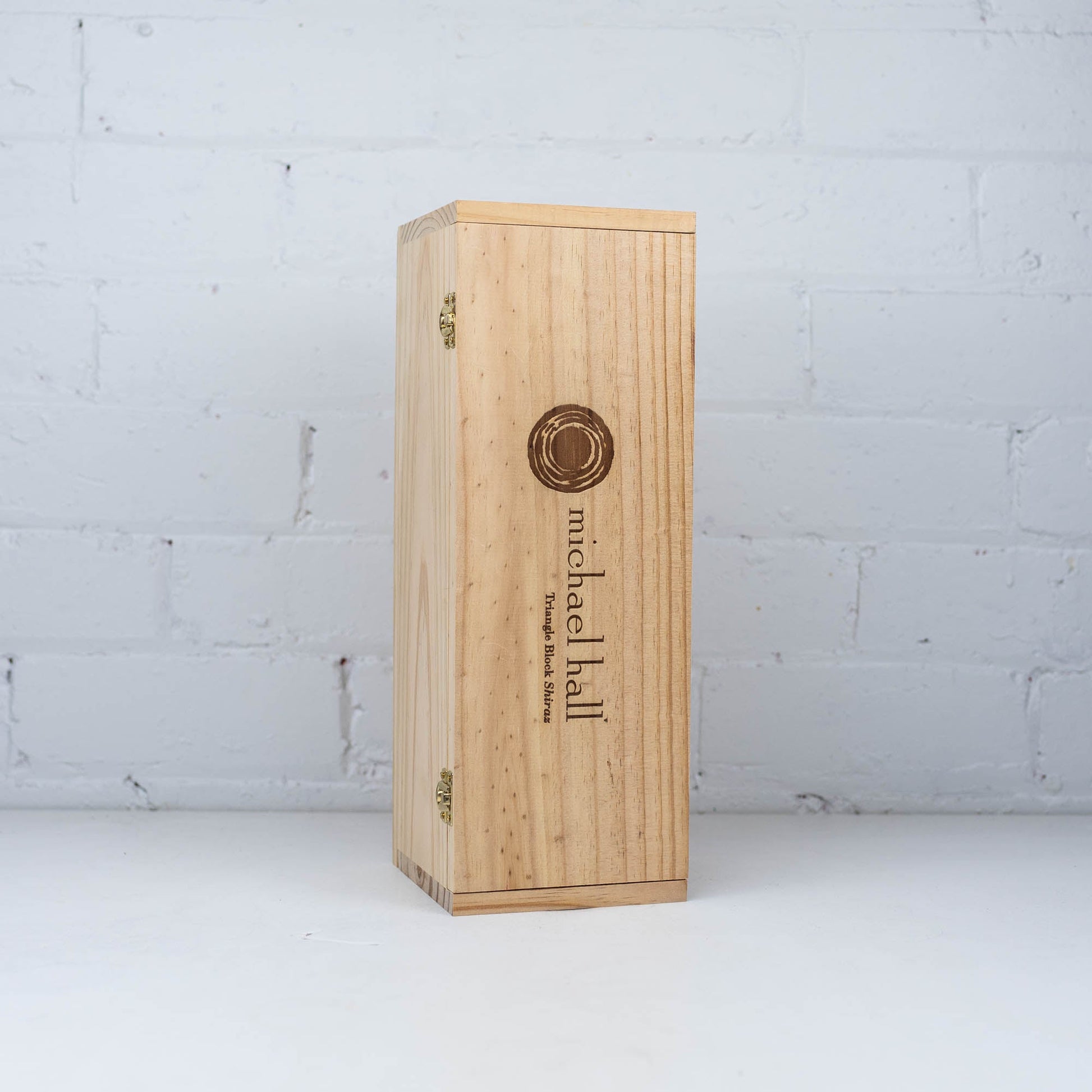 Michael Hall - Triangle Block Shiraz 2015 1.5L