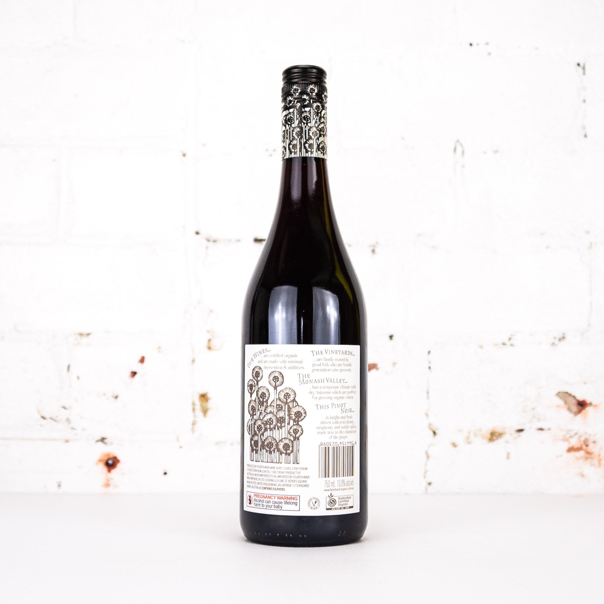 Farm Hand - Organic Pinot Noir 750ml