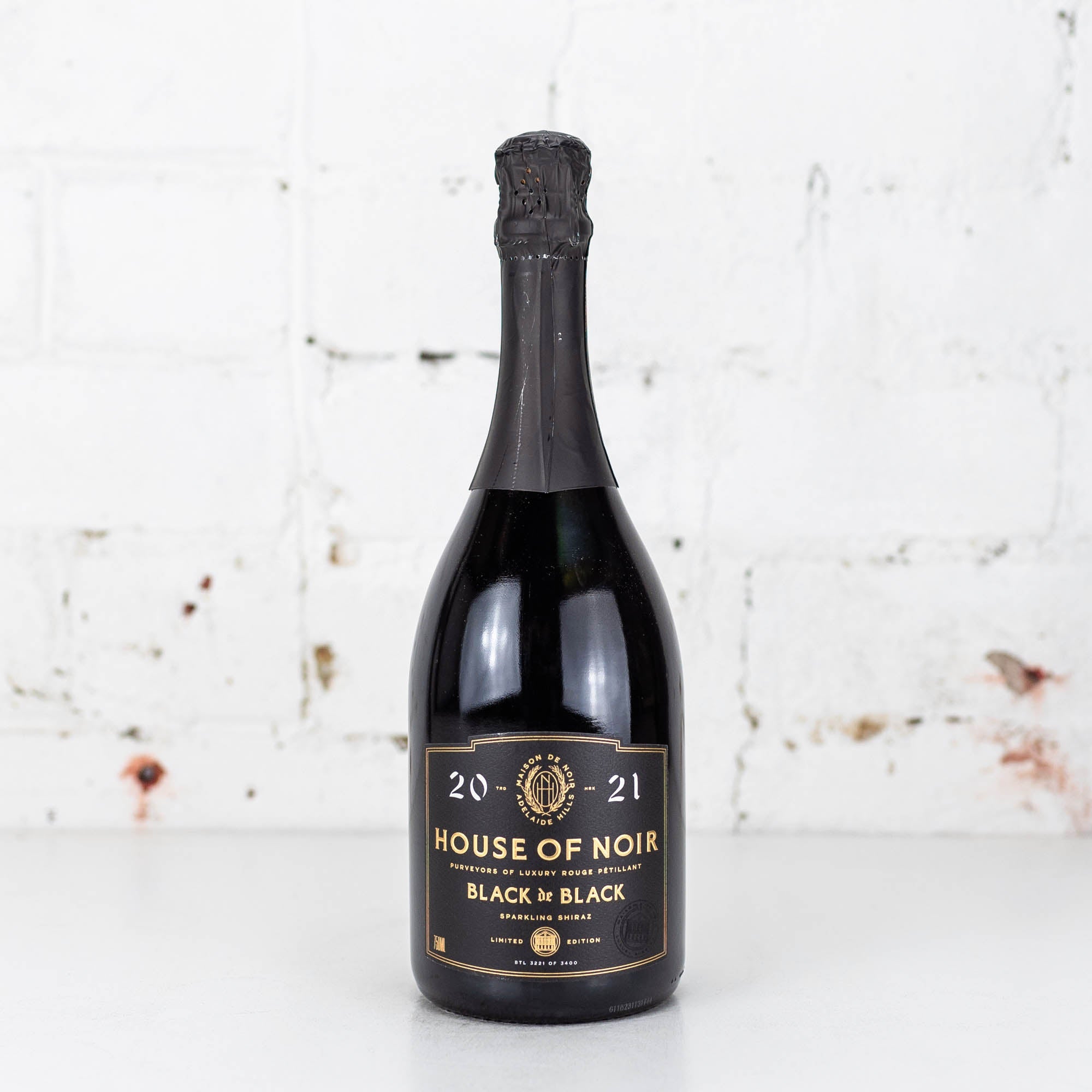 House of Noir - Black de Black Sparkling Shiraz 2021 750ml