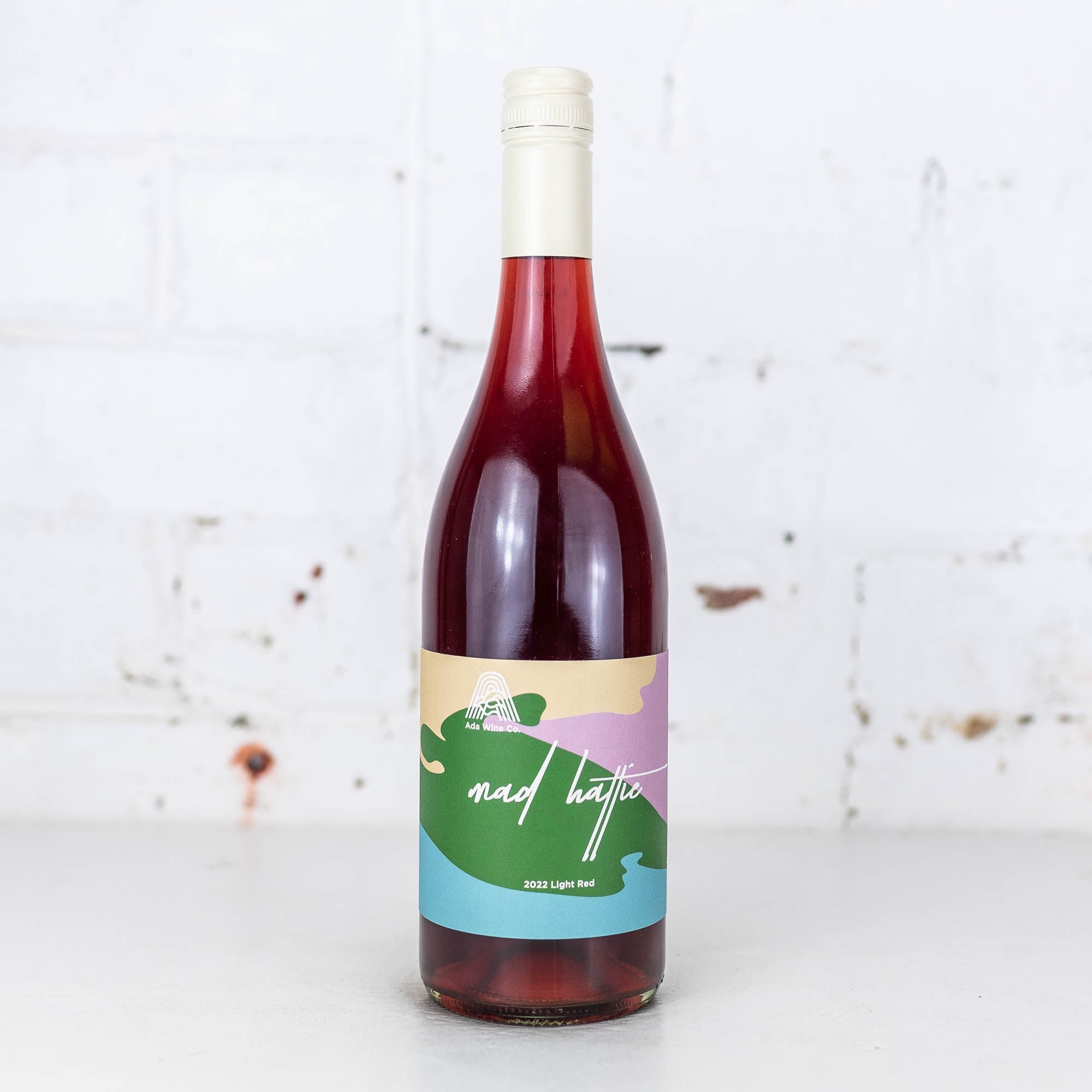 Ada - Mad Hattie Light Red 750ml