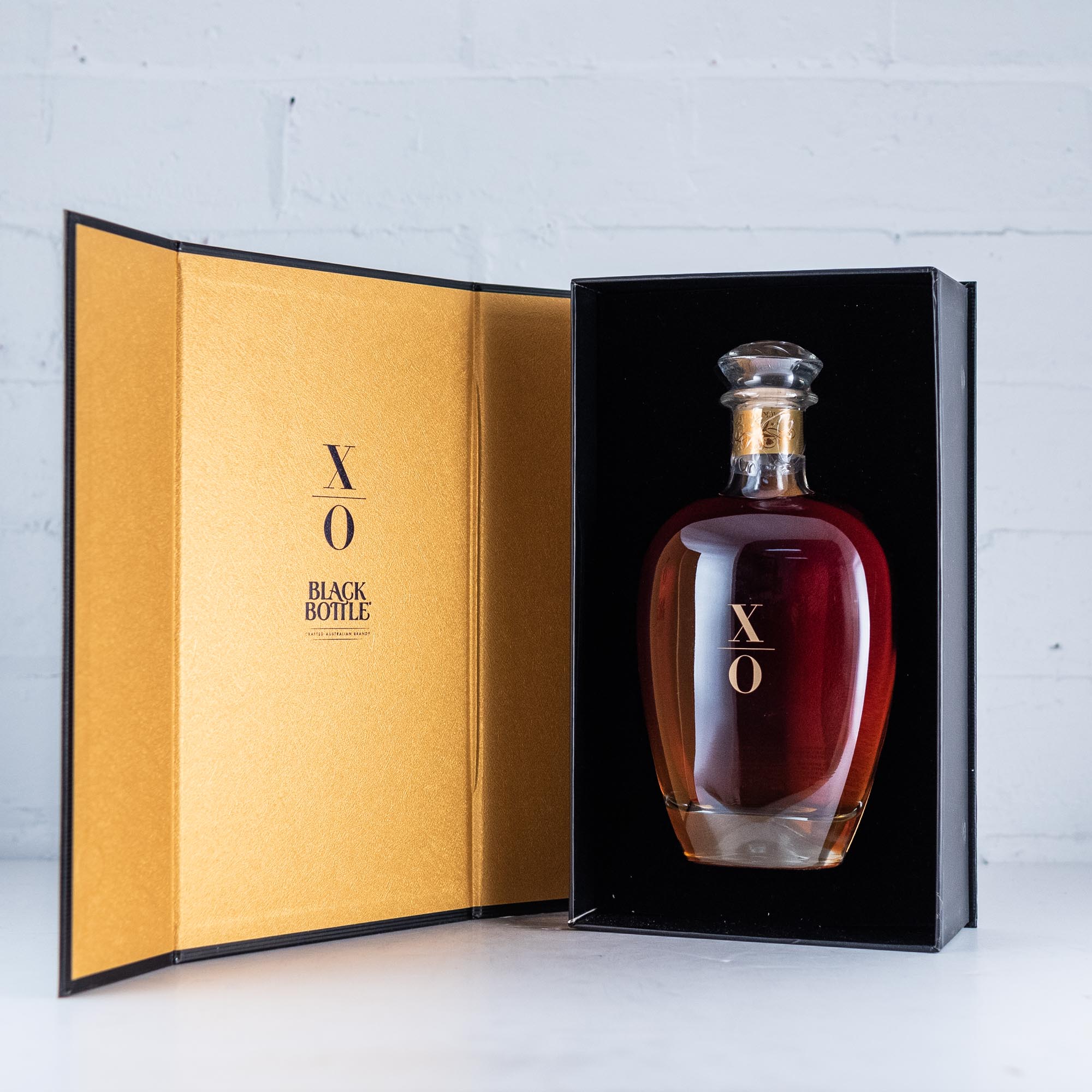 Black Bottle - XO Brandy 700ml