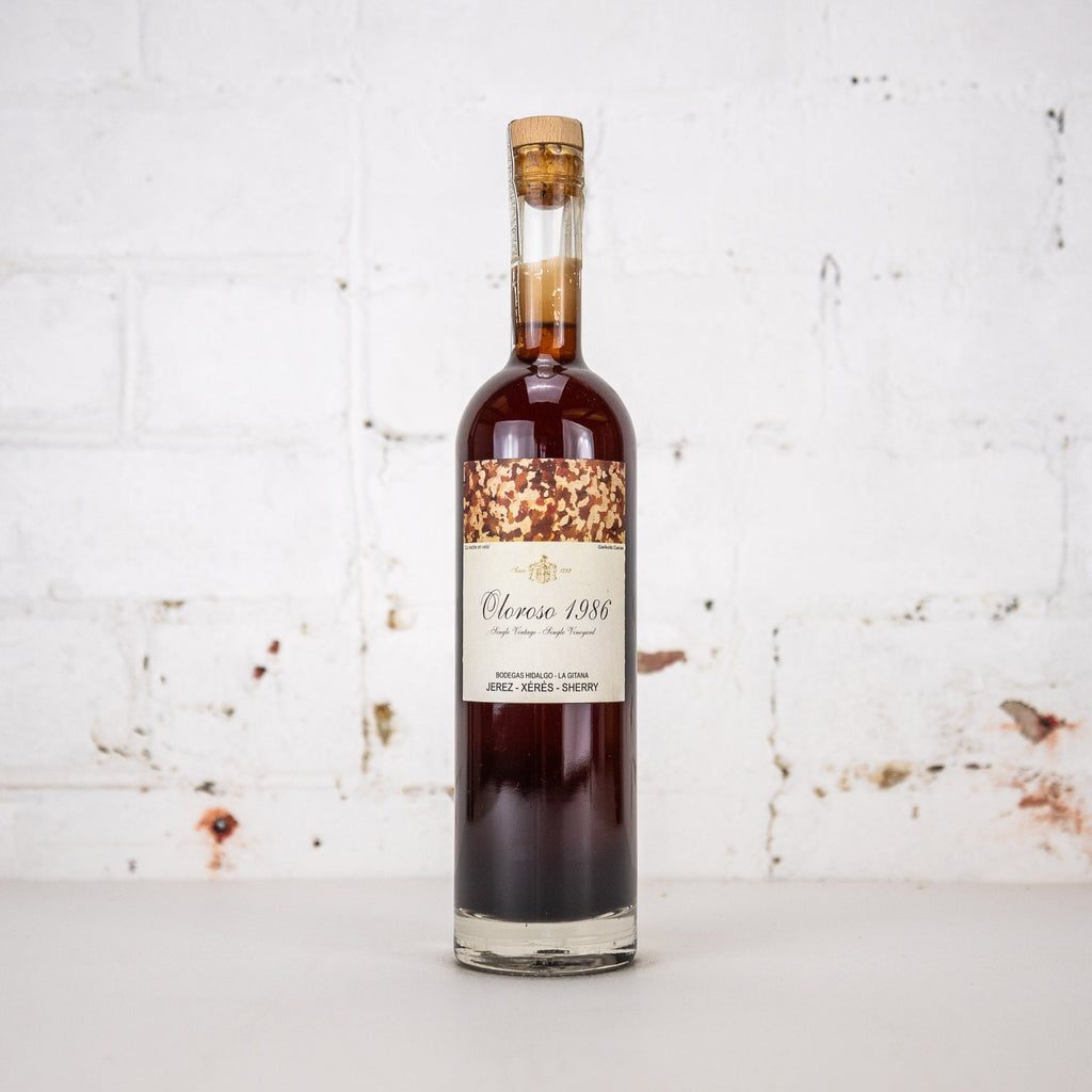 Bodegas Hidalgo La Gitana - Oloroso Sherry 1986 500ml