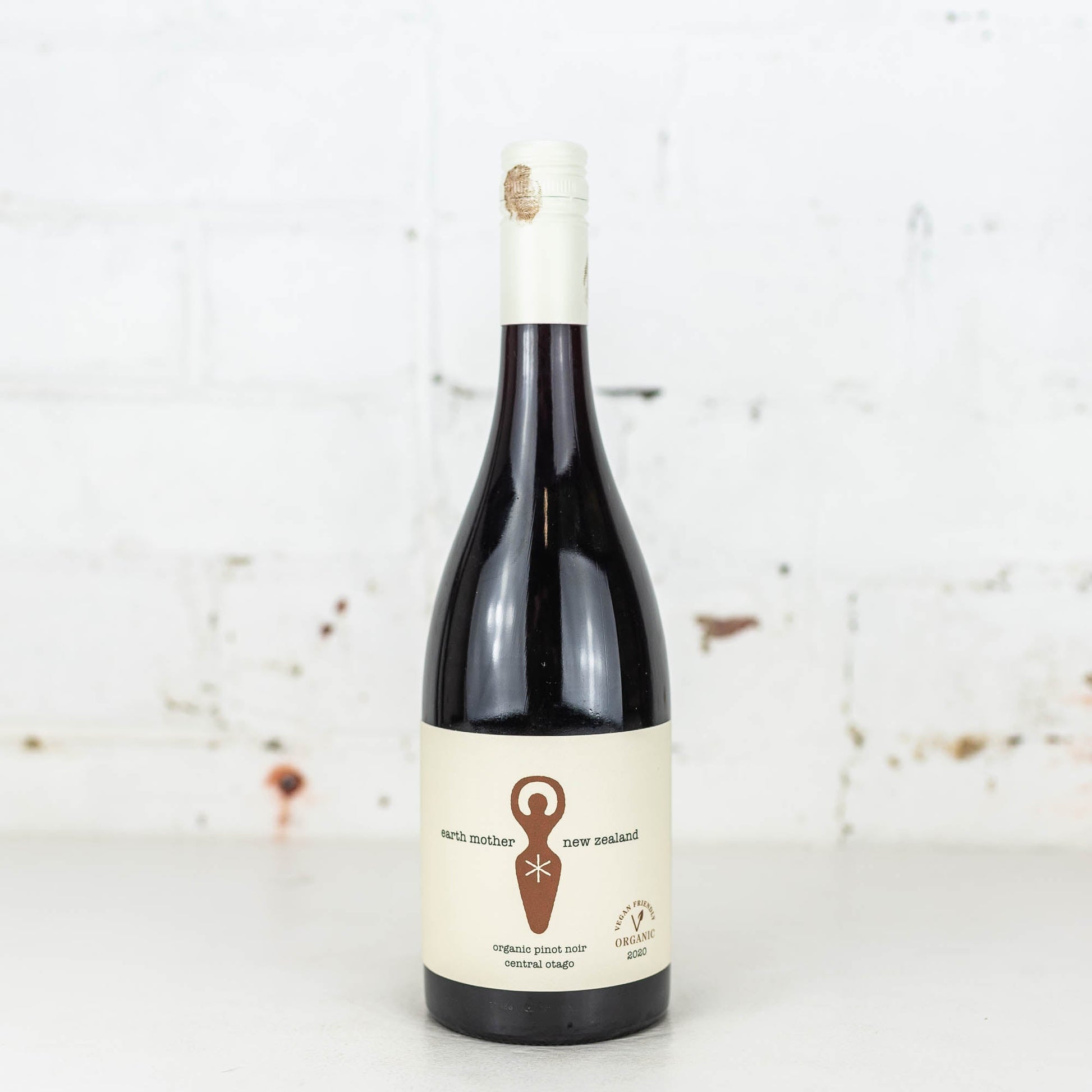 Earth Mother - Pinot Noir 750ml