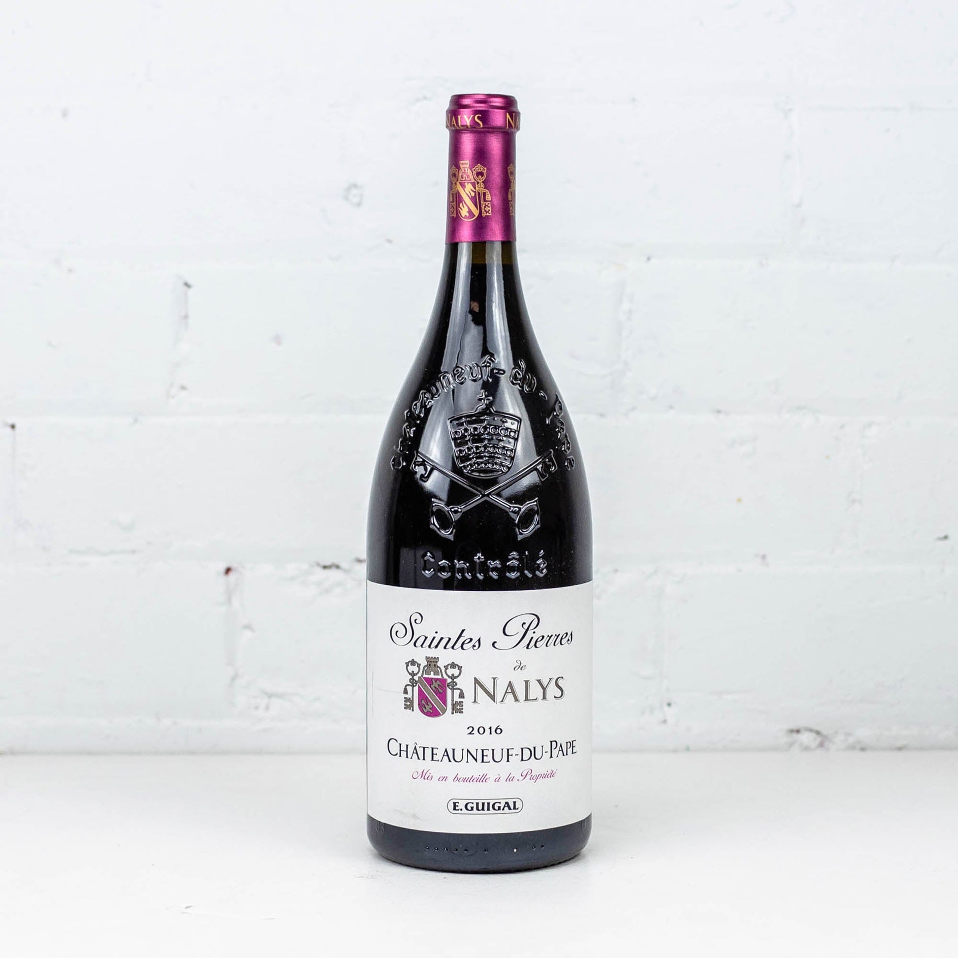 E. Guigal - Chateau de Nalys Saintes Pierres de Nalys Chateauneuf du Pape 2016 1.5L