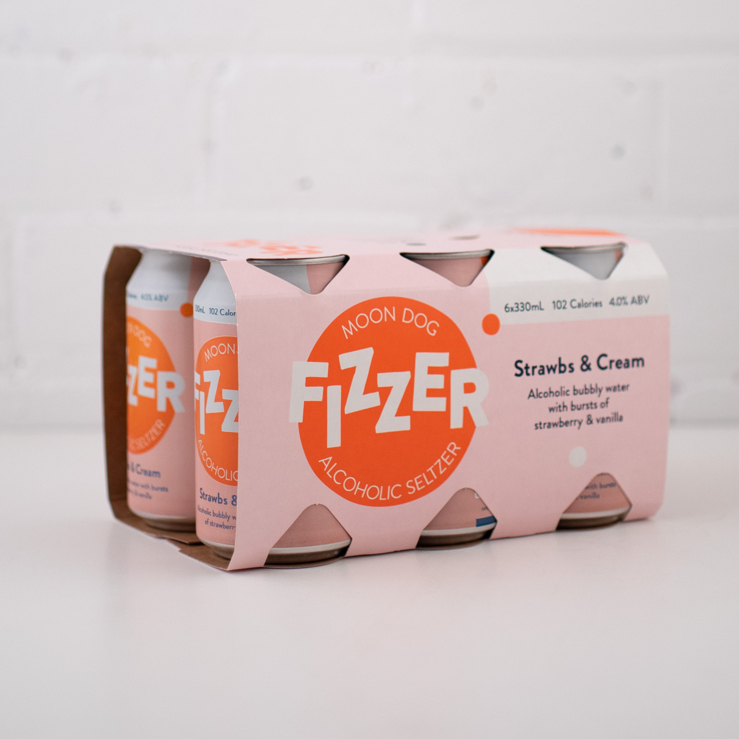 Moon Dog - Fizzer Strawbs & Cream Seltzer