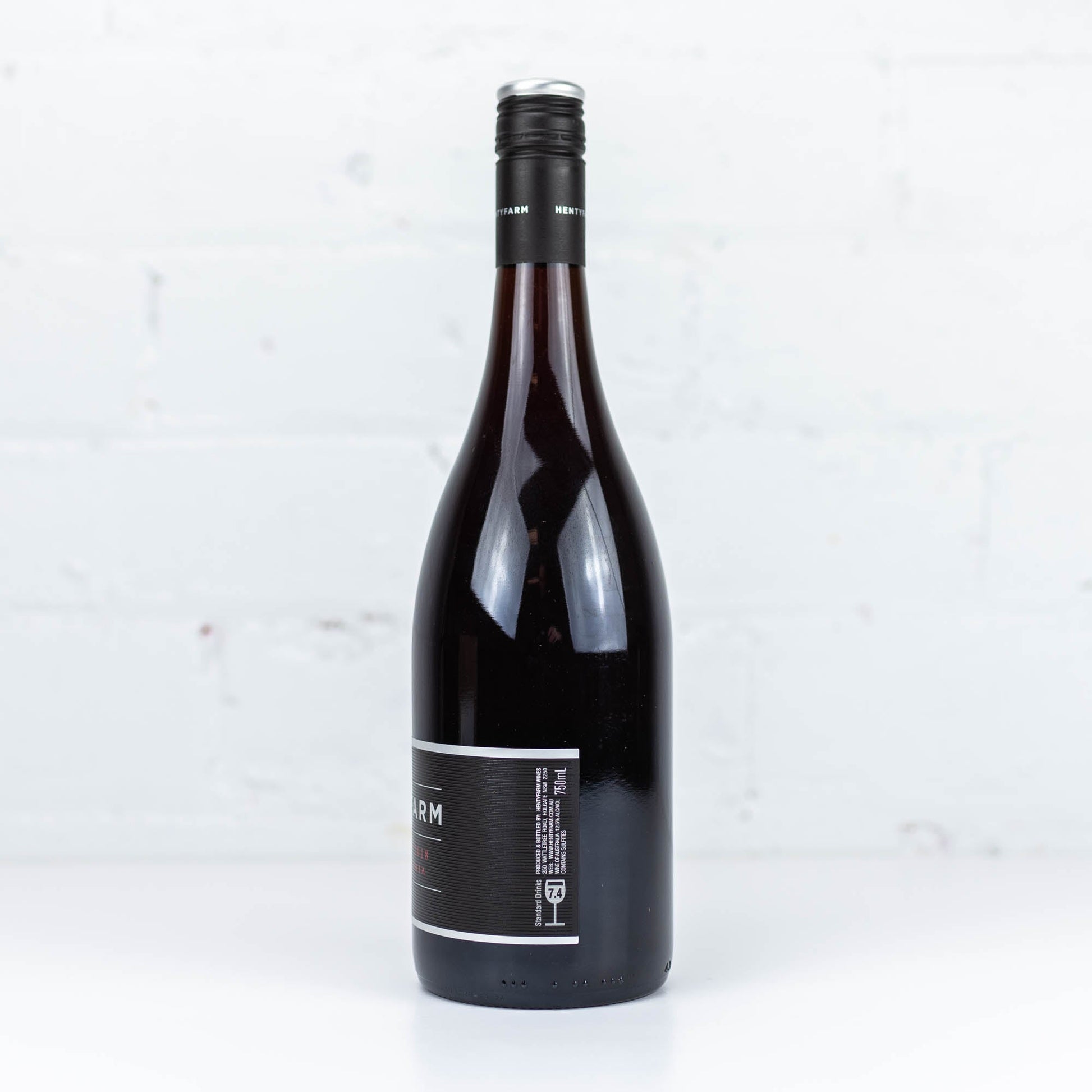 Henty Farm Wines - Pinot Noir 2018 750ml