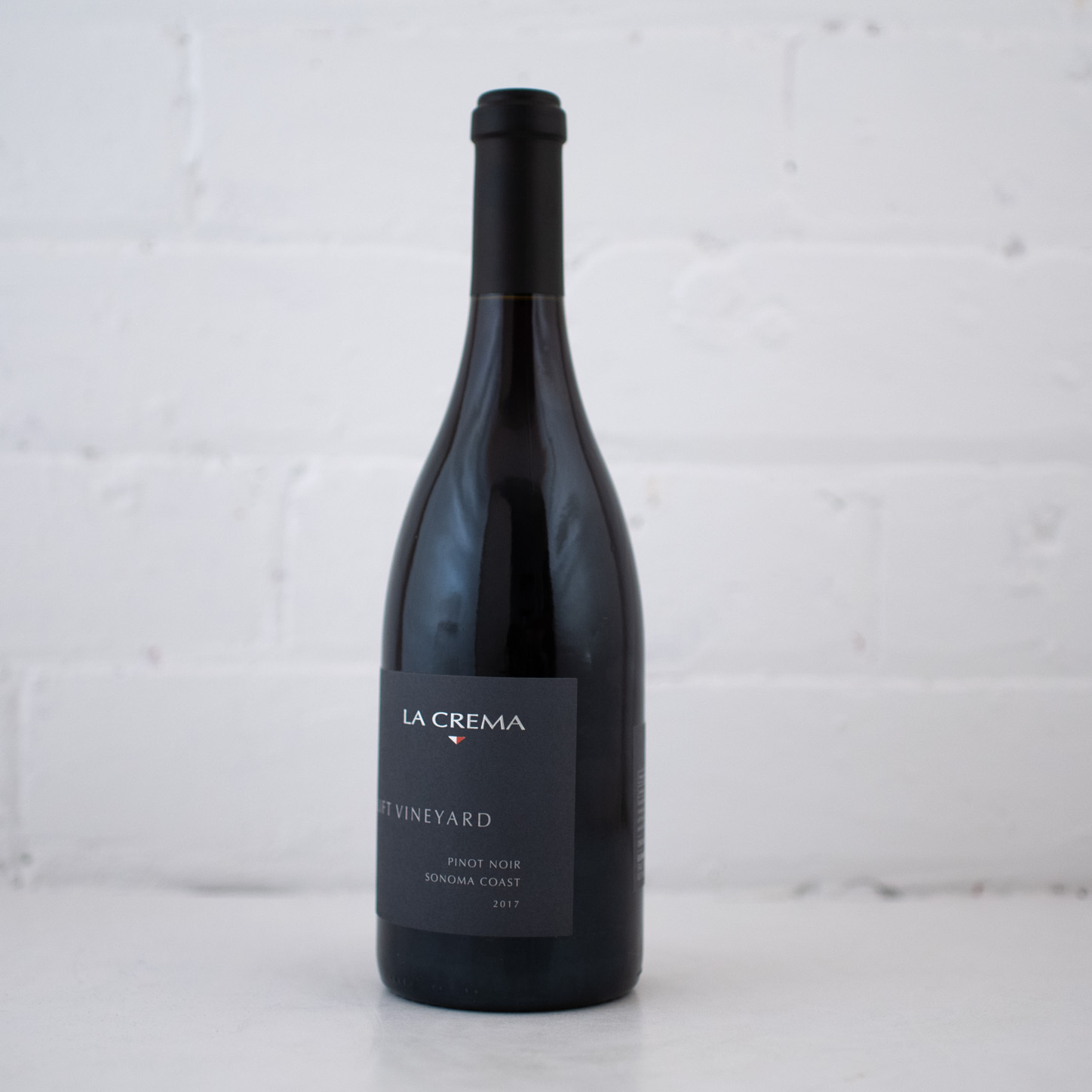 La Crema - Sealift Vineyard Pinot Noir 2017 750ml