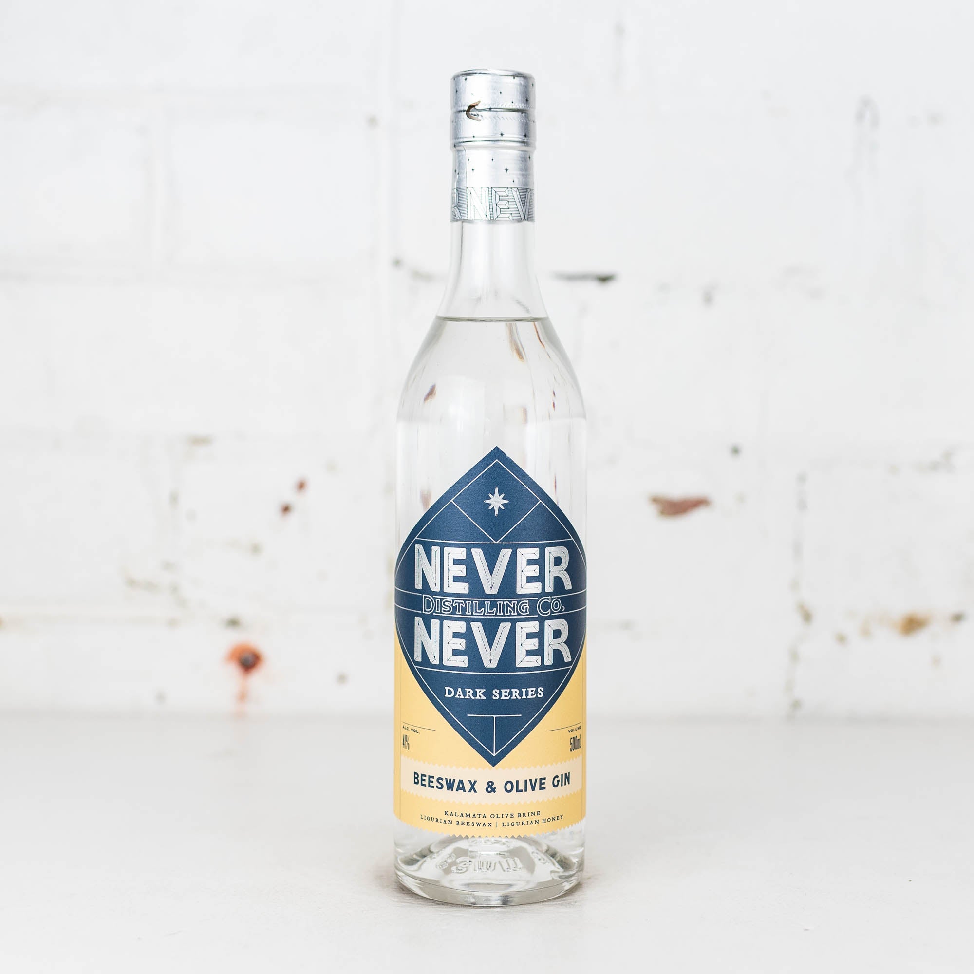 Never Never - Dark Series Beeswax & Olive Gin 500ml