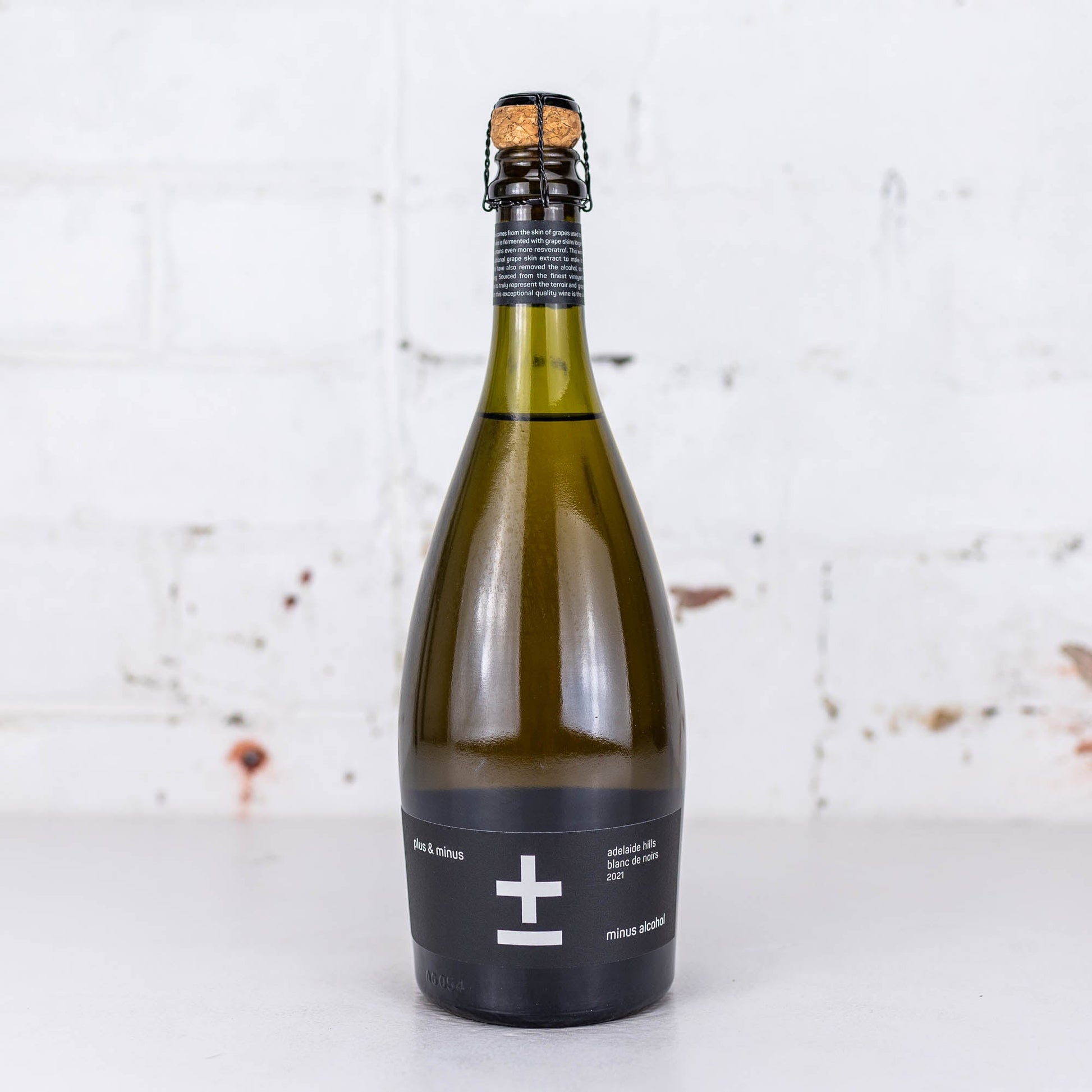 Plus & Minus - Black Label Alcohol Free Blanc De Noirs 750ml