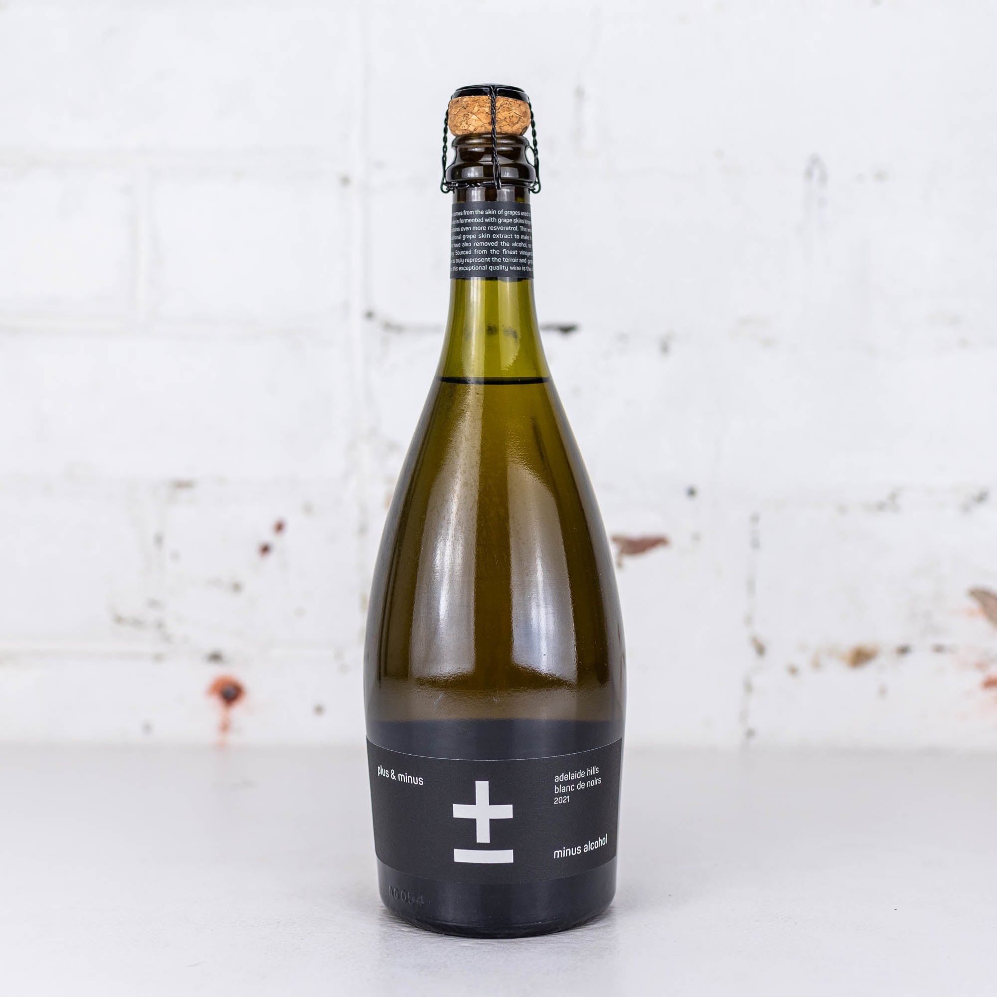 Plus & Minus - Black Label Alcohol Free Blanc De Noirs 750ml